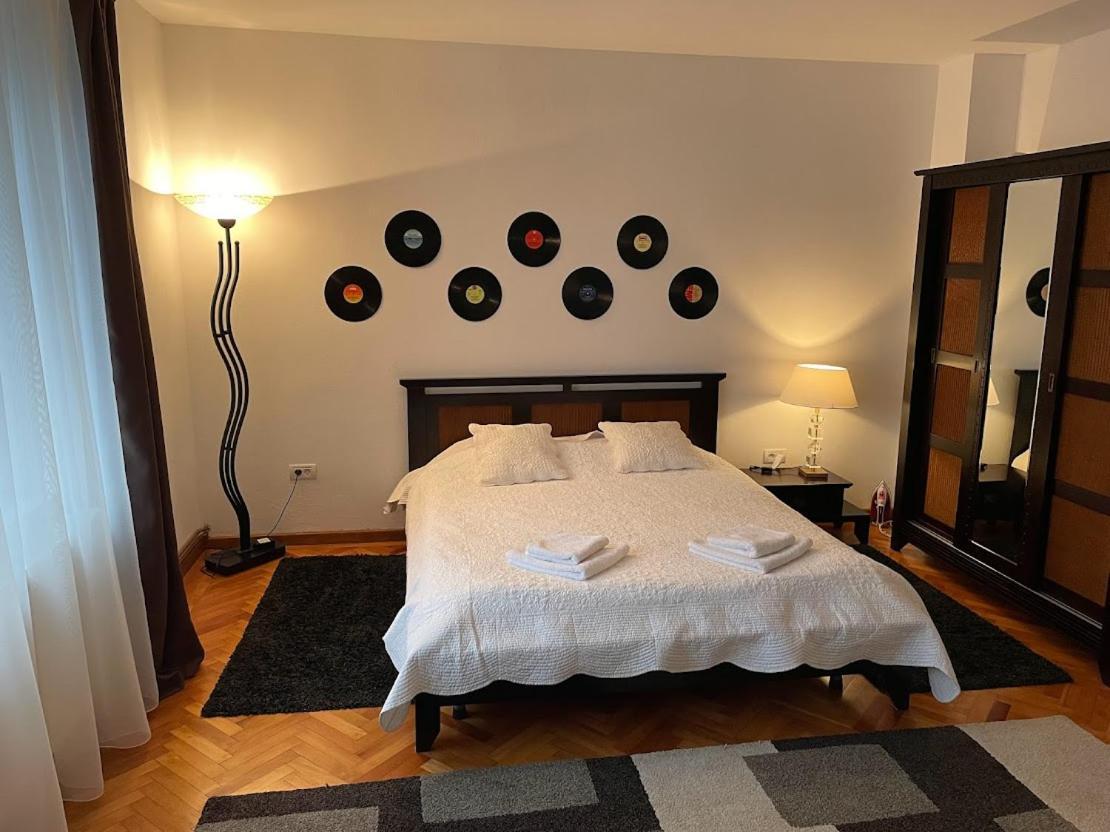 Crisan 40 Casa Muntean 100Mp 3Camere 3Paturi 1 Canapea 2 Dormitoare Parcare 蒂米什瓦拉 外观 照片