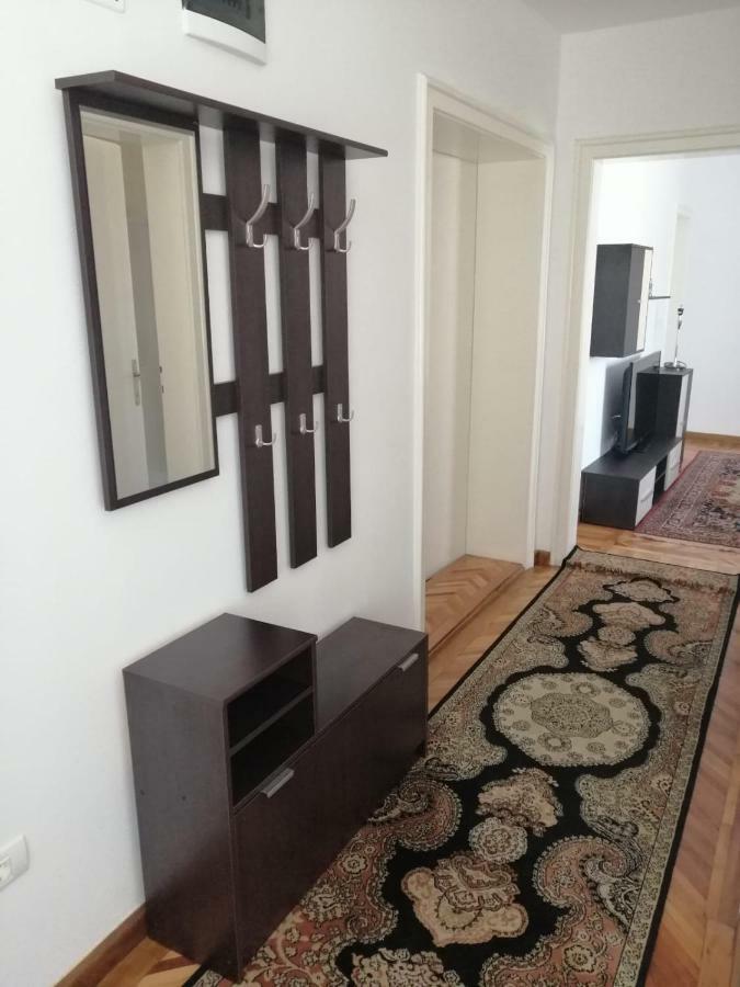 Crisan 40 Casa Muntean 100Mp 3Camere 3Paturi 1 Canapea 2 Dormitoare Parcare 蒂米什瓦拉 外观 照片